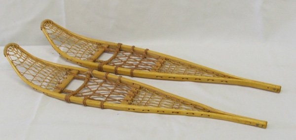  Inuit snow shoes