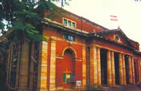 Nagpur University, where Uttara studied photograph of Nagpur University, where Uttara studied