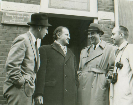 Croiset with FBI agents